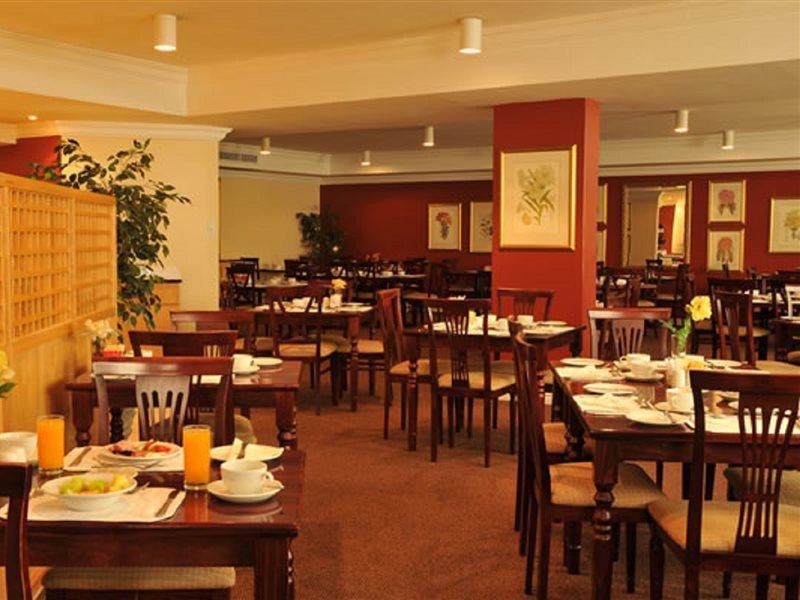 Protea Hotel By Marriott Durban Umhlanga Exterior foto